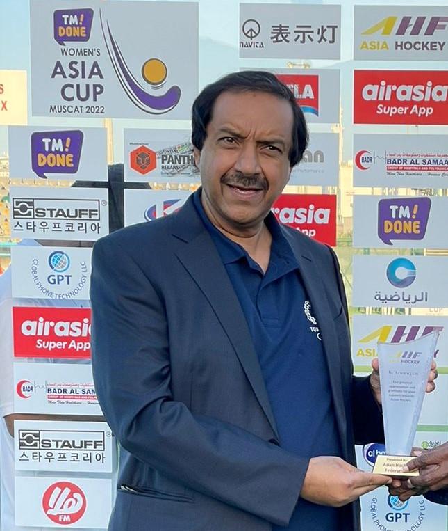 Tayyab Ikram, the FIH president