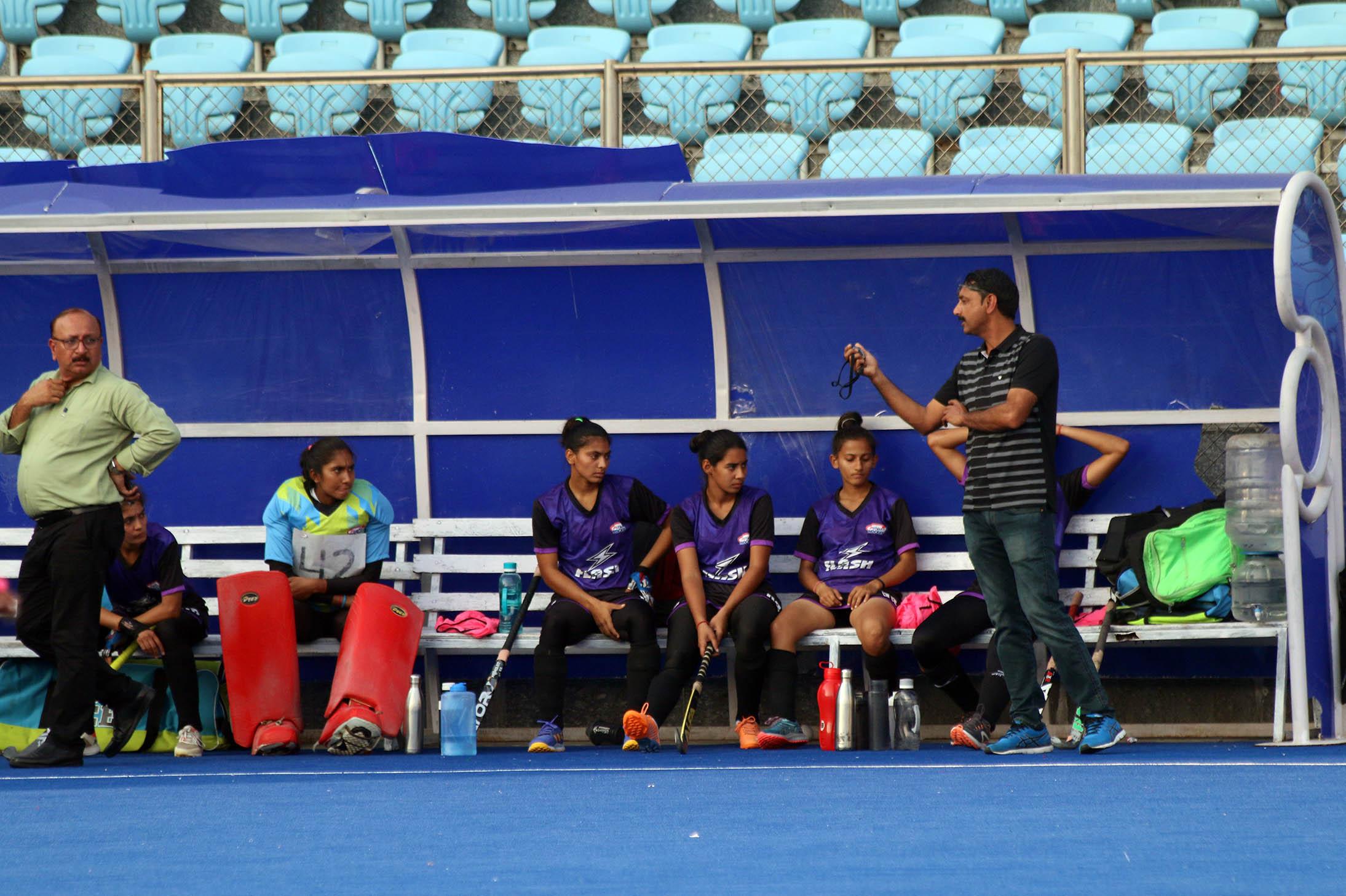 Kuldeep Siwach coaching Pritam Siwach Sports Foundation team in the Nehru Cup final 