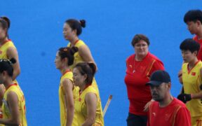 China's coach Alysan Annan