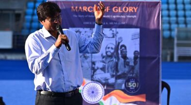 Dilip Tirkey releasing K Arumugam's book